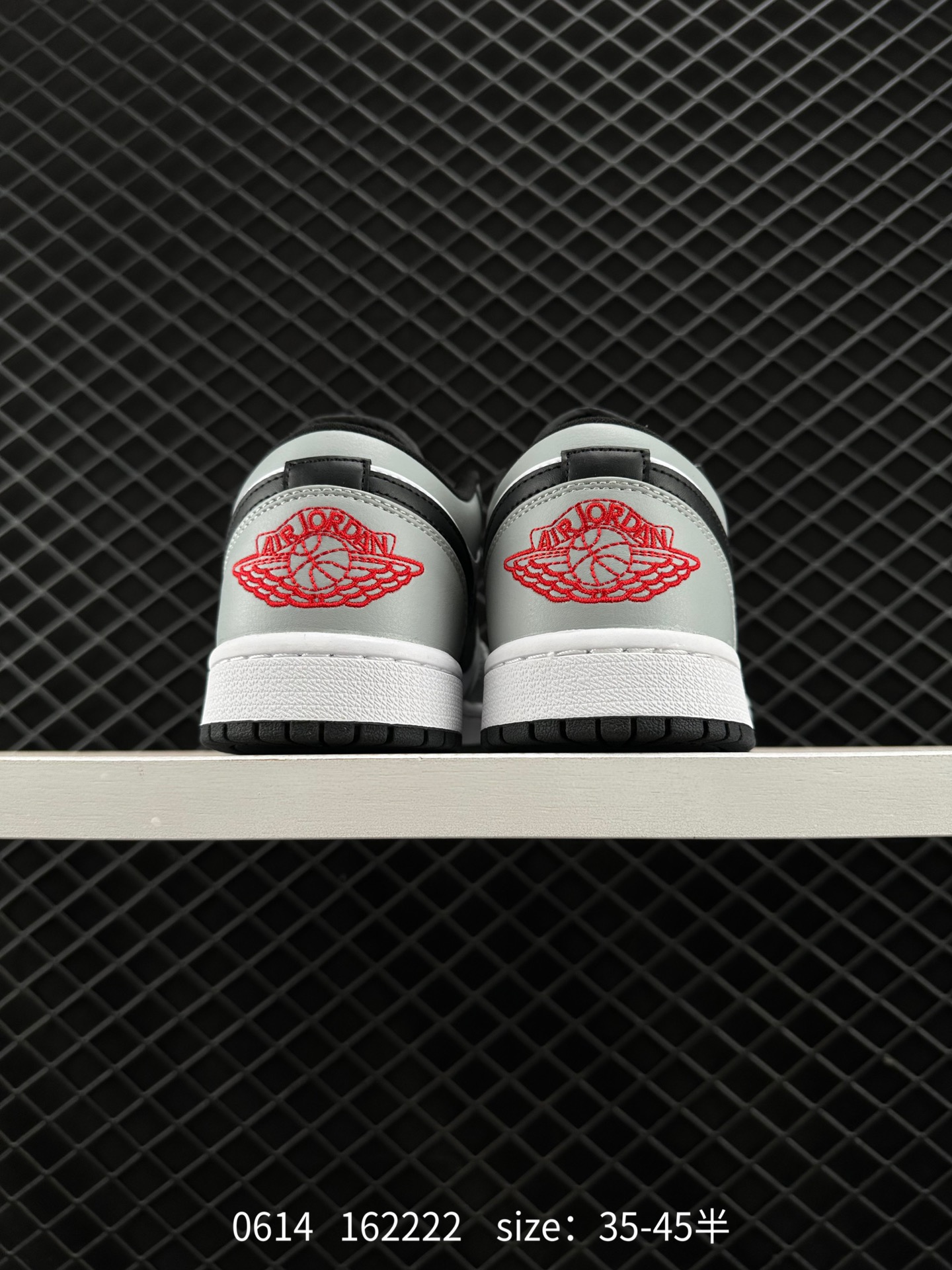 Air Jordan 1 Low AJ1